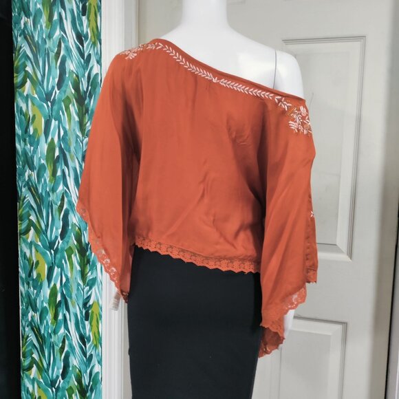 Free People Summer Boho Embroidered Batwing Tangerine Kimono Top Women's XS NWT - Picture 3 of 16